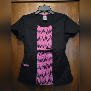 NWOT Heartsoul Small/ Petite Blk w/Hot Pink Cats Scrub Top, 3 Pockets